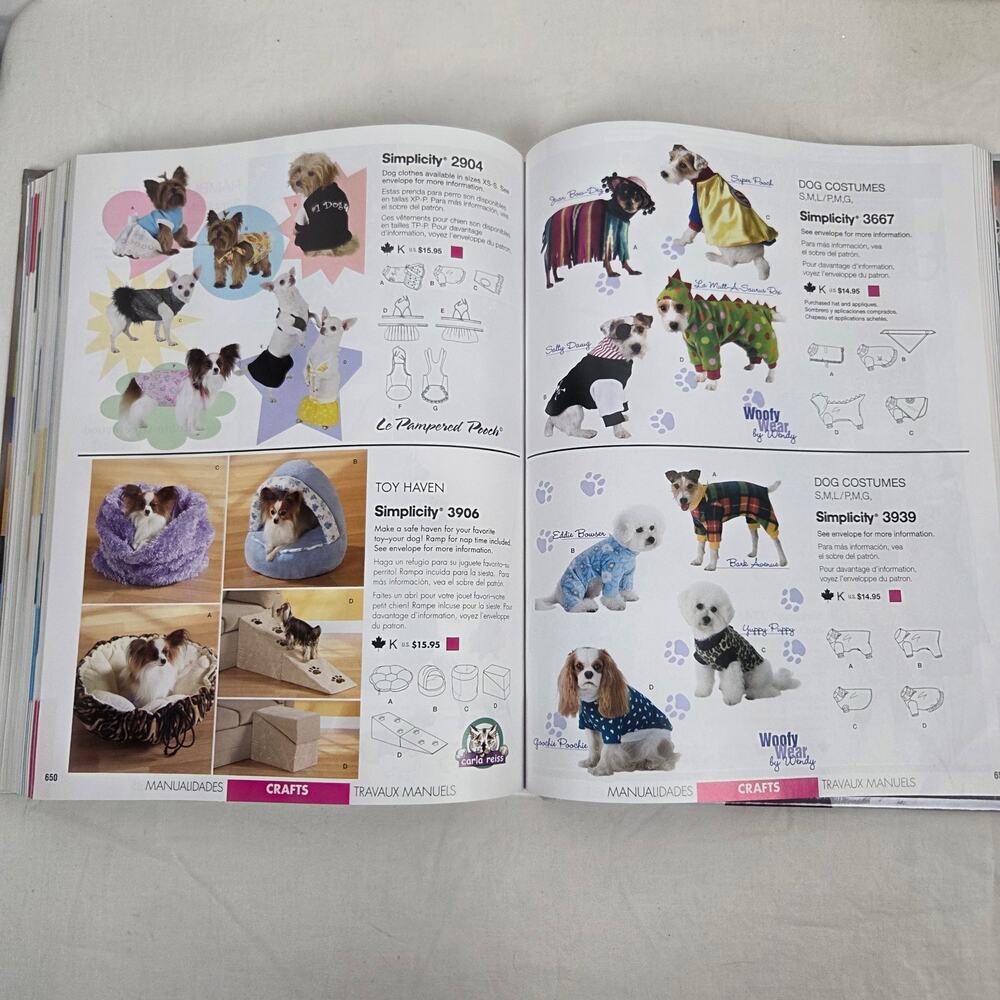 Simplicity Pattern Counter Display Catalog 2010 Halloween Costume Sewing Crafts - Picture 13 of 14